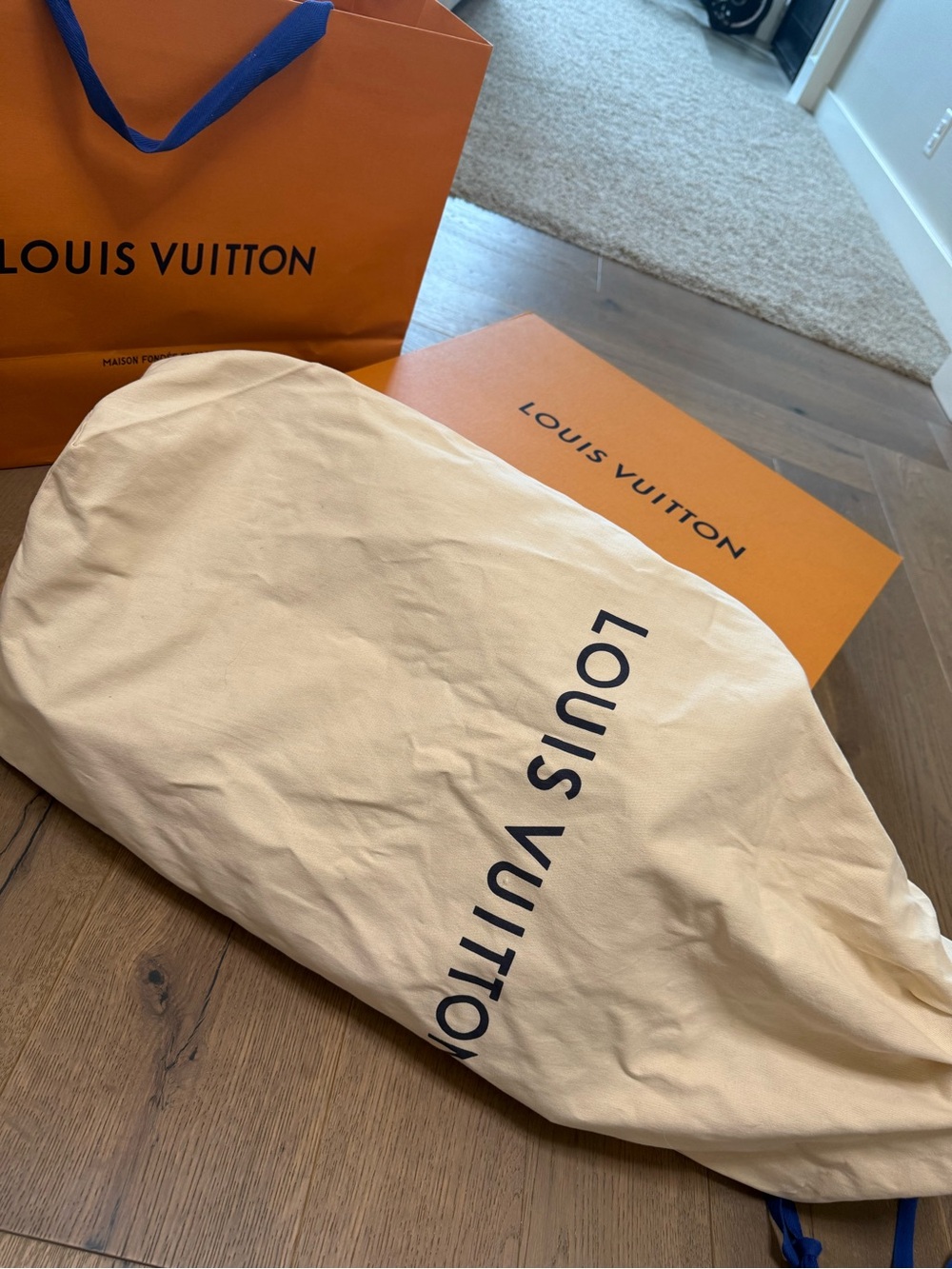 Louis Vuitton Keepall Bandoulière 55 Black Monogram Eclipse Duffel Bag - Picture 10 of 12